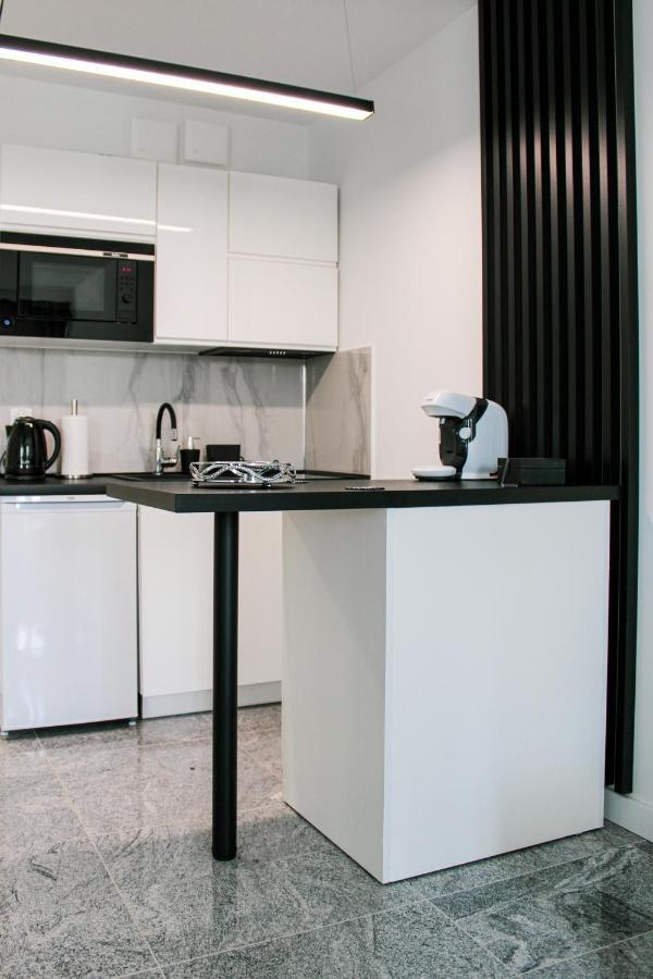Apartament White-Niska Z Garazem Podziemnym Kielce Exteriör bild