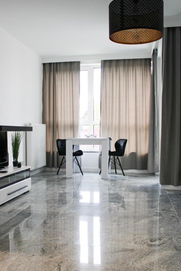Apartament White-Niska Z Garazem Podziemnym Kielce Exteriör bild